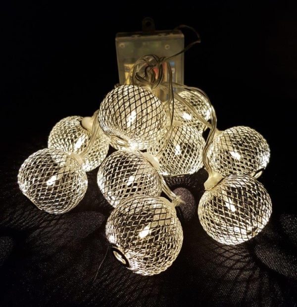 LED Silver Metal Mesh Ball Fairy Light String.