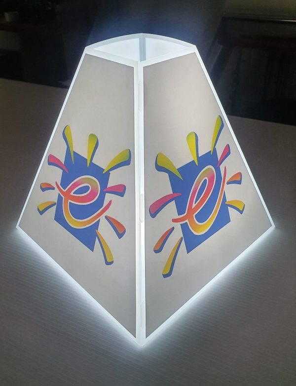 PYRAMID SHAPE BRANDED CENTREPIECE