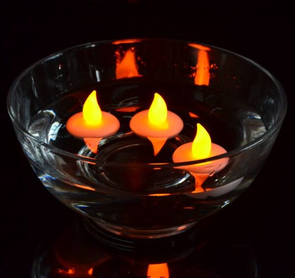 FLOATING TEA LIGHT CANDLES